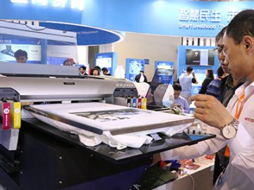 Kompletná tlač tričko